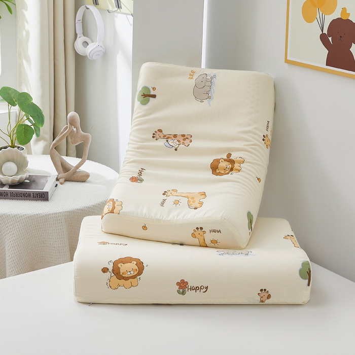 91家纺网 家纺一手货源 找家纺 翎盈家纺 2026款ins风小清新卡通纯棉乳胶枕专用枕套全棉波浪形枕头套 游乐园