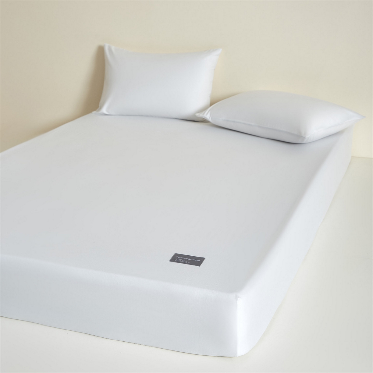 91家纺网 家纺一手货源 找家纺 女子家纺 2026新款贴身亲肤全棉全包裹纯色床笠 雪月白