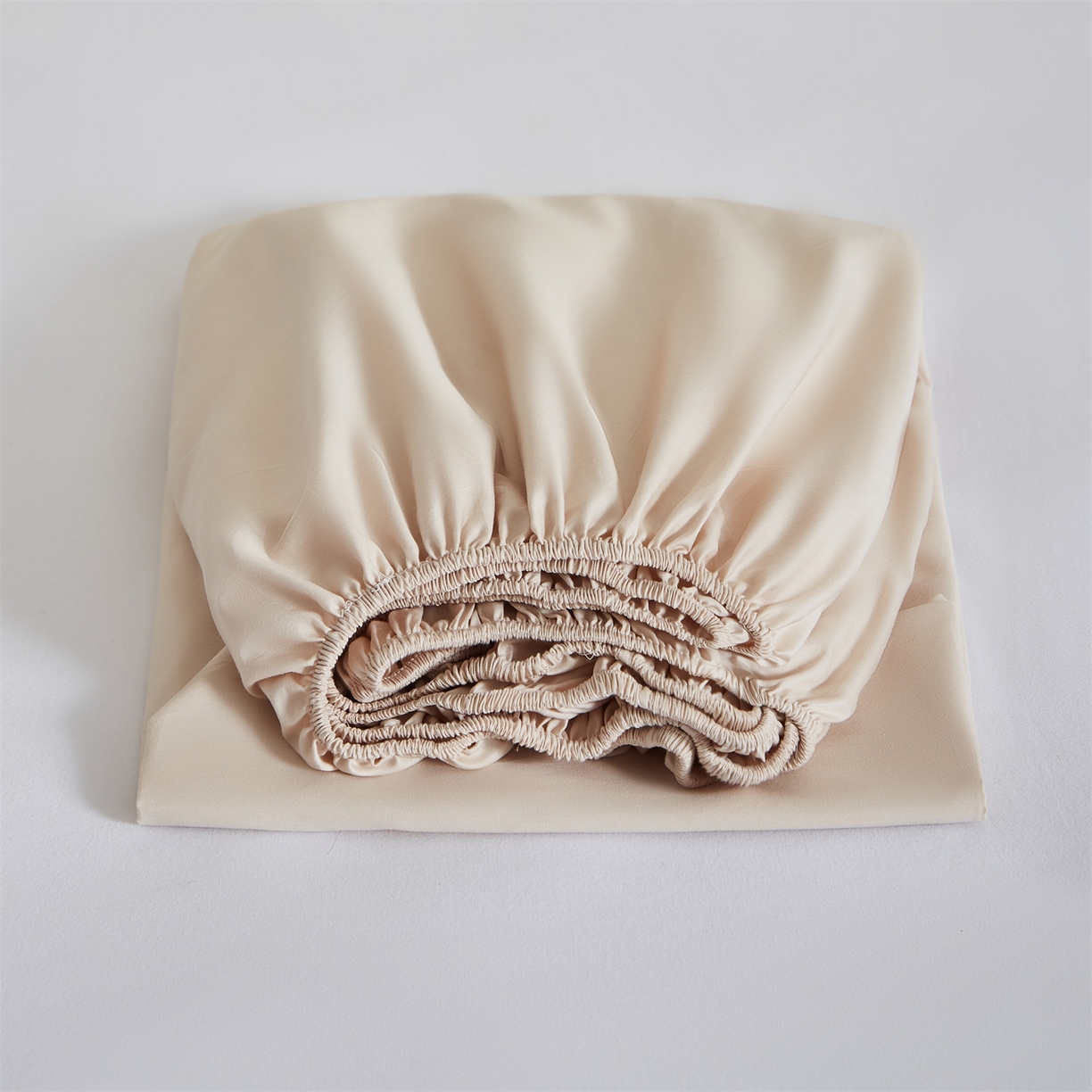 91家纺网 家纺一手货源 找家纺 女子家纺 2026新款贴身亲肤全棉全包裹纯色床笠 云影黄