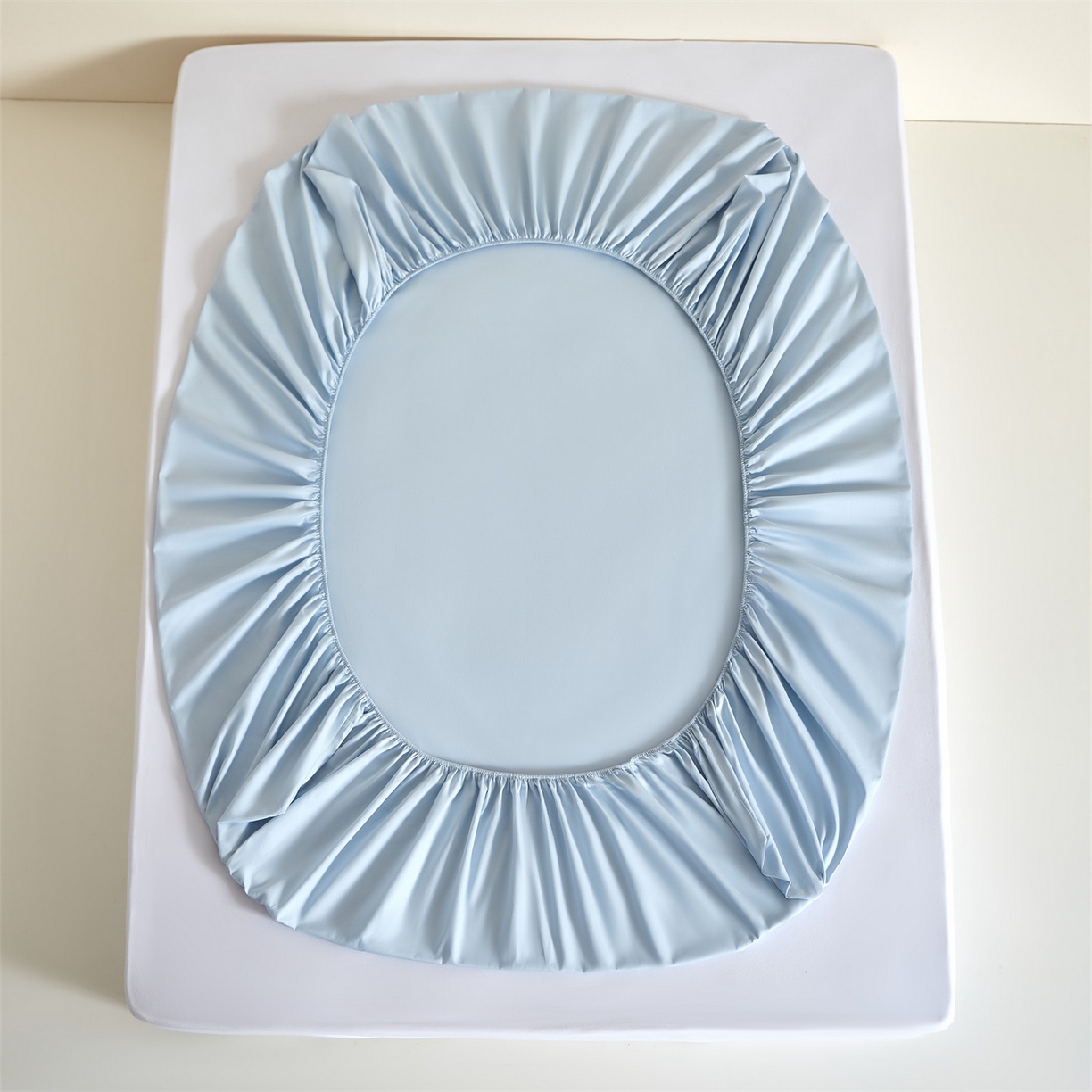 91家纺网 家纺一手货源 找家纺 女子家纺 2026新款贴身亲肤全棉全包裹纯色床笠 淡云蓝