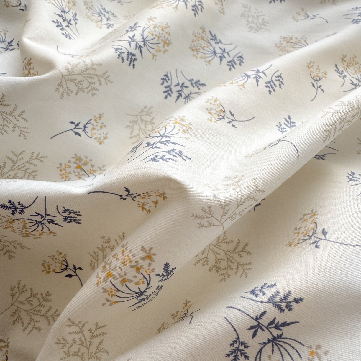 91家纺网 家纺一手货源 找家纺 优彩 2026新款13372碎花系列全棉四件套 一品幽兰