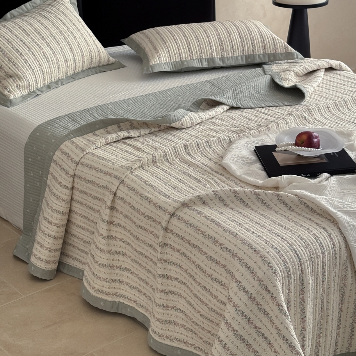 床盖工厂店 2026春夏新款双面100%全棉填充棉花床盖三件套 可云