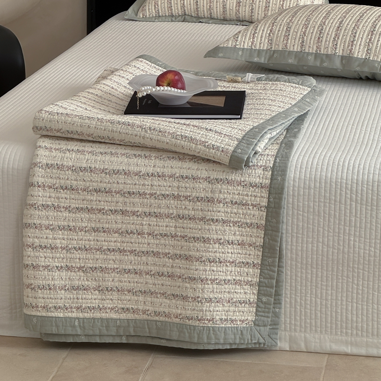 91家纺网 家纺一手货源 找家纺 床盖工厂店 2026春夏新款双面100%全棉填充棉花床盖三件套 可云