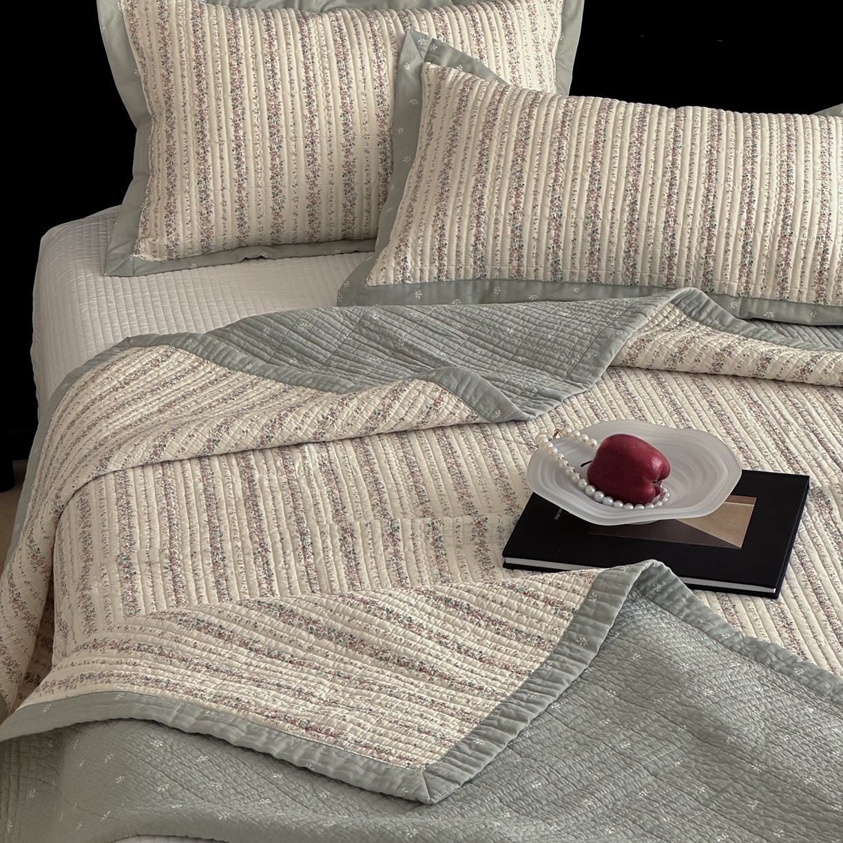 91家纺网 家纺一手货源 找家纺 床盖工厂店 2026春夏新款双面100%全棉填充棉花床盖三件套 可云