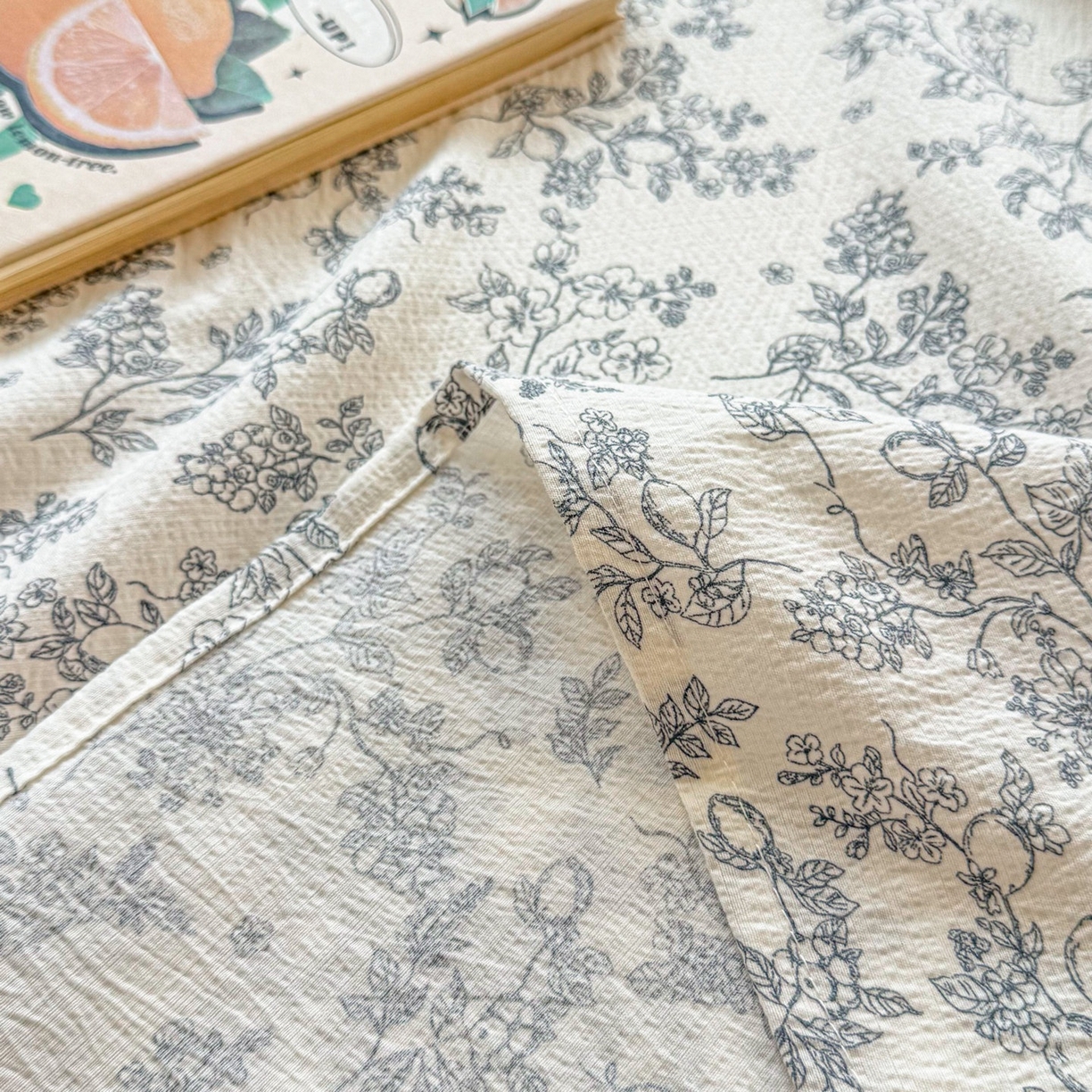 91家纺网 家纺一手货源 找家纺 丽美人家纺 2026新款A类皱皱双层纱印花单床单床单单件 花开漫漫