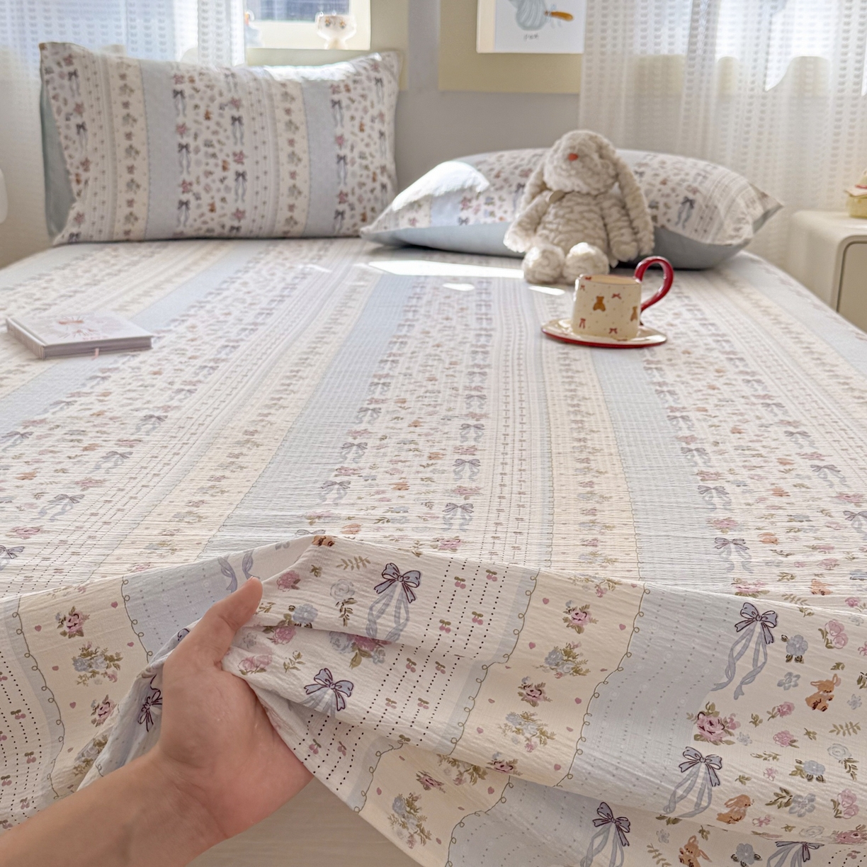 91家纺网 家纺一手货源 找家纺 丽美人家纺 2026新款A类皱皱双层纱印花单床单床单单件 花漫蝴蝶