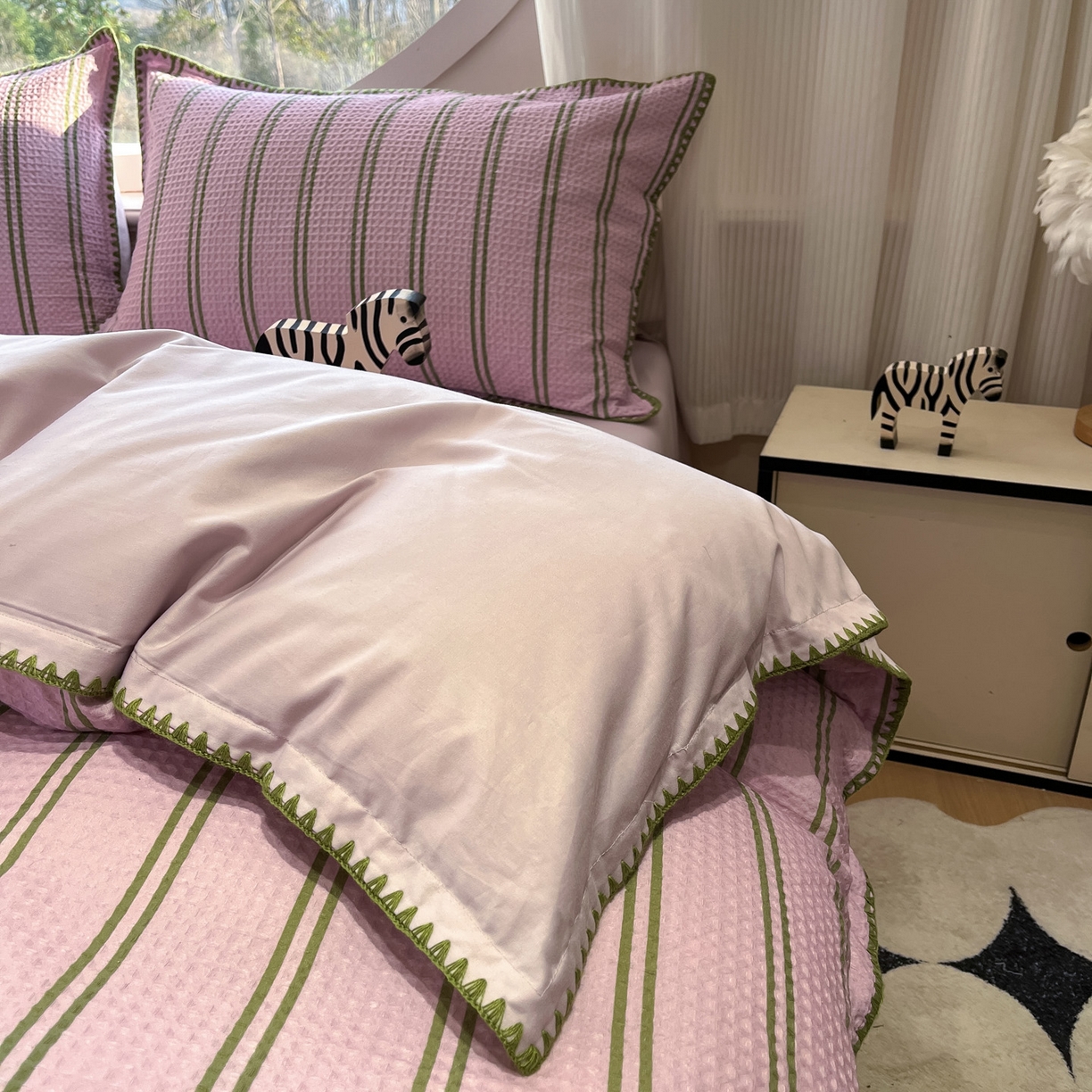 91家纺网 家纺一手货源 找家纺 如一 2026新款全棉华夫格三角针工艺四件套 风月-紫