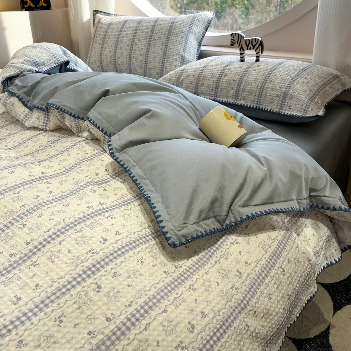 91家纺网 家纺一手货源 找家纺 如一 2026新款全棉华夫格三角针工艺四件套 泡芙-灰