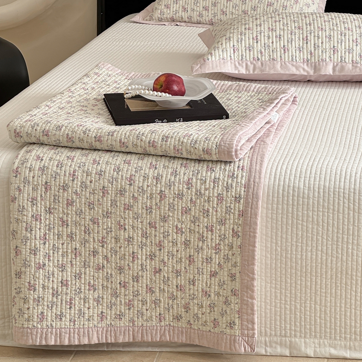 91家纺网 家纺一手货源 找家纺 床盖工厂店 2026春夏新款双面100%全棉填充棉花床盖三件套 恬美（粉）