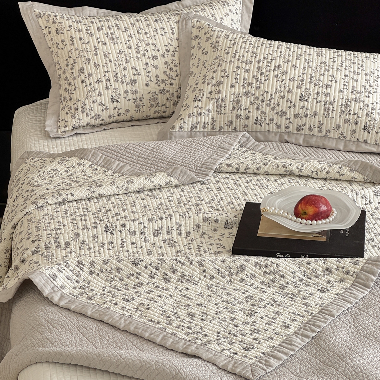 91家纺网 家纺一手货源 找家纺 床盖工厂店 2026春夏新款双面100%全棉填充棉花床盖三件套 晚烟