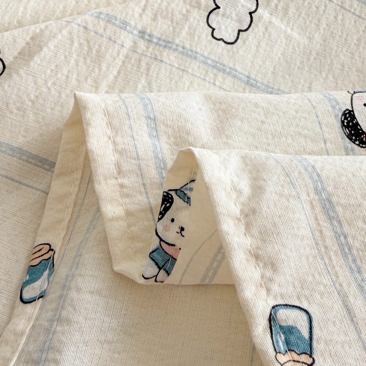 91家纺网 家纺一手货源 找家纺 丽美人家纺 2026新款A类皱皱双层纱印花单床单床单单件 萌犬乐园