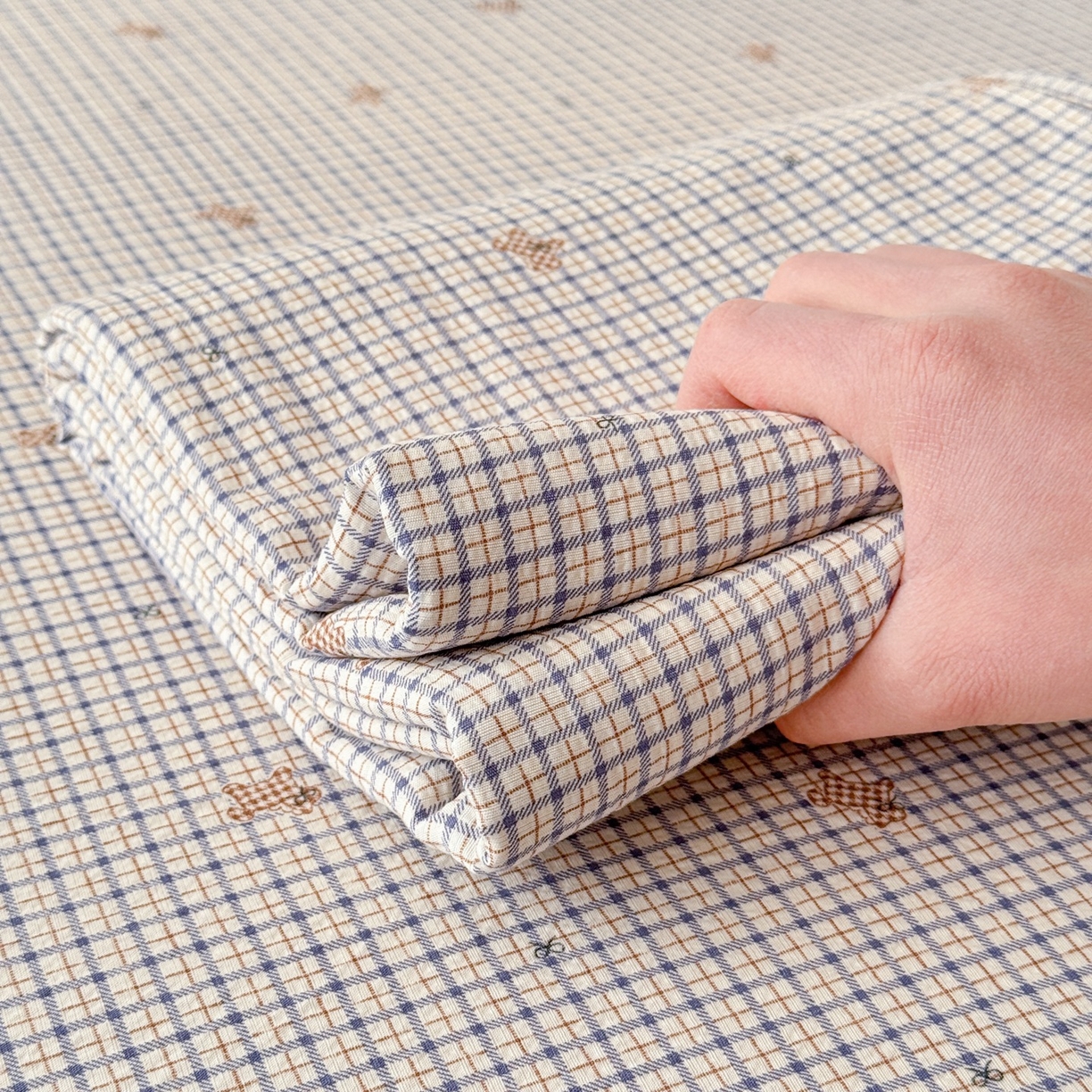 91家纺网 家纺一手货源 找家纺 丽美人家纺 2026新款A类皱皱双层纱印花单床单床单单件 柔格小狗