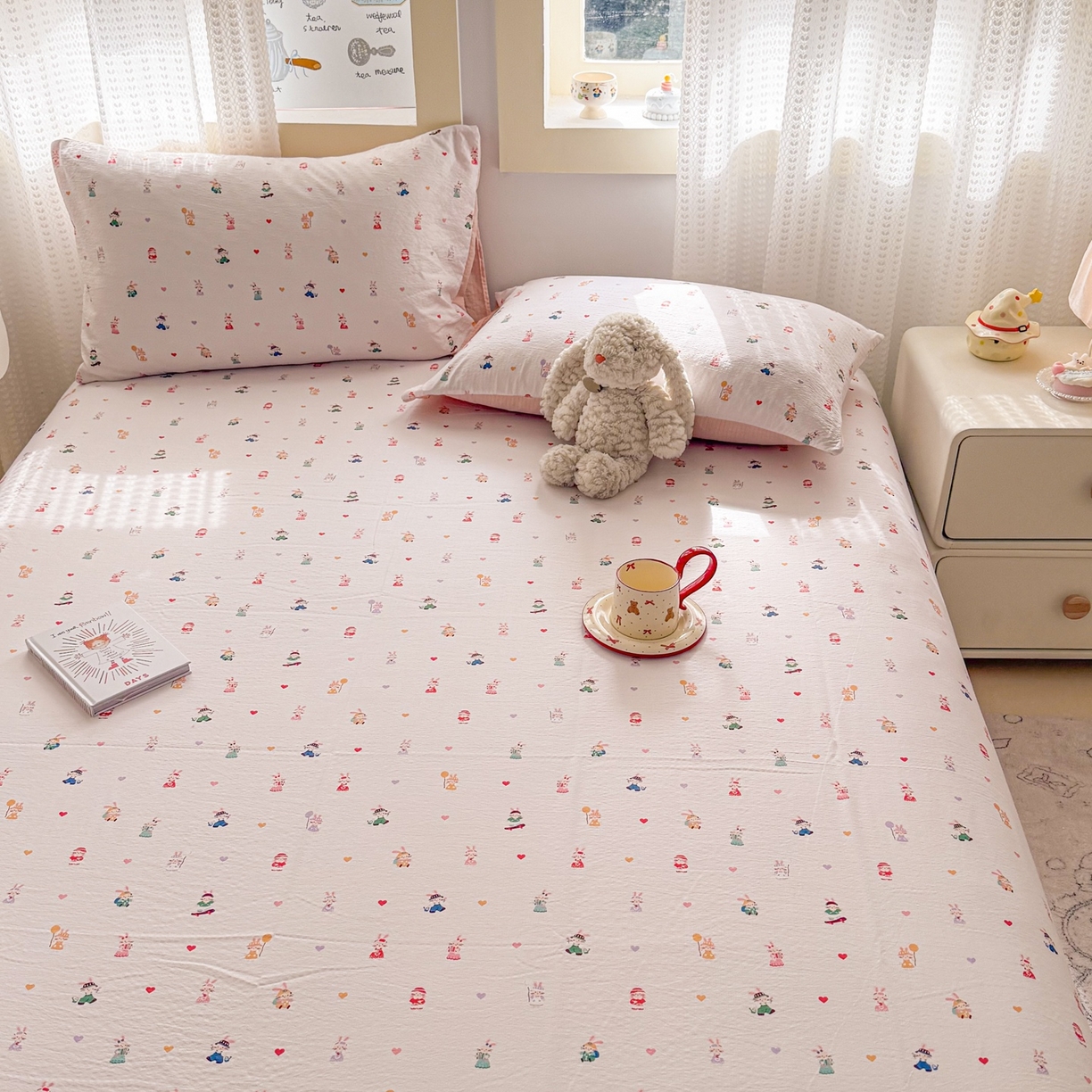 91家纺网 家纺一手货源 找家纺 丽美人家纺 2026新款A类皱皱双层纱印花单床单床单单件 桃心萌兔集