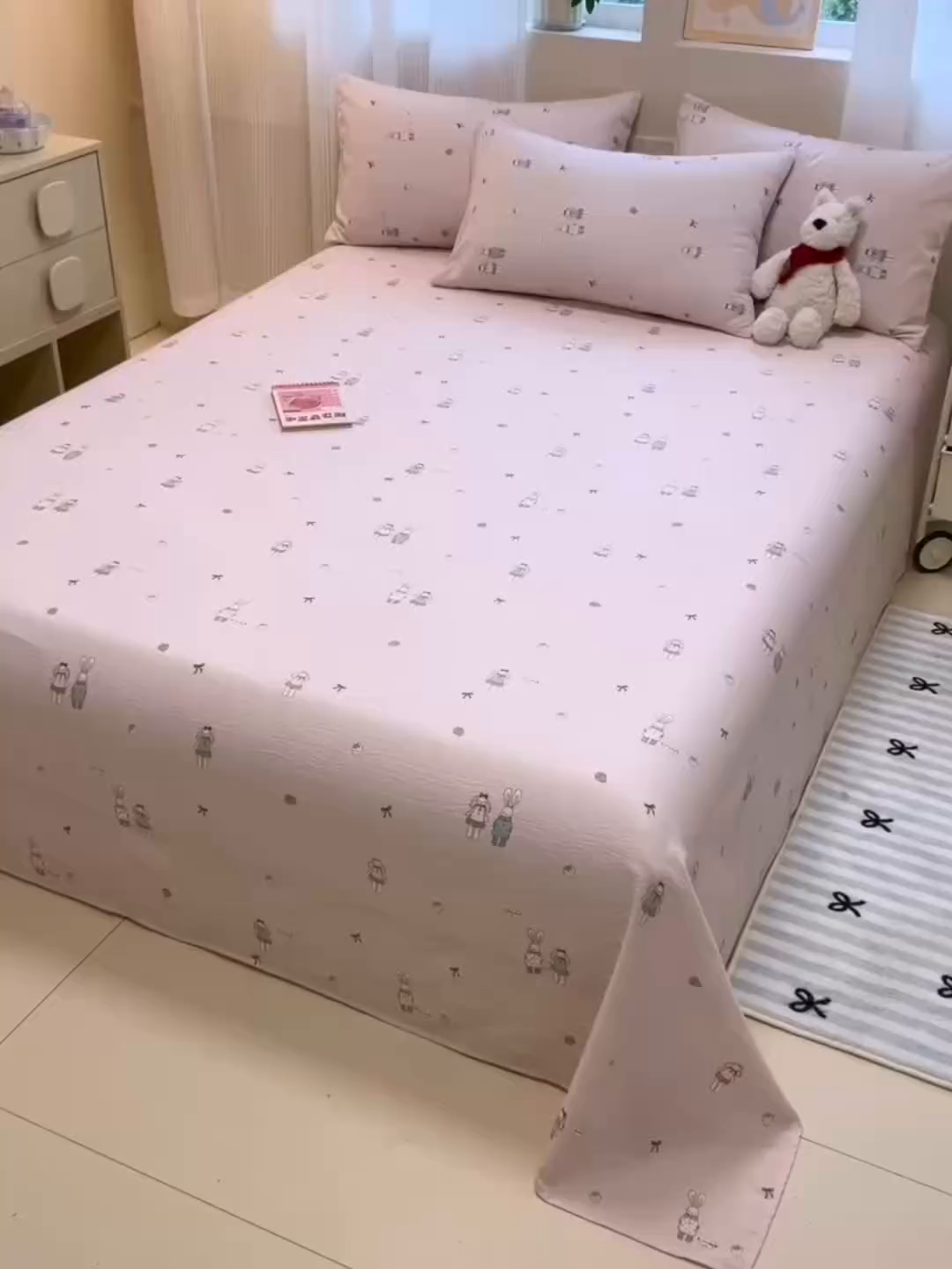 91家纺网 家纺一手货源 找家纺 丽美人家纺 2026新款A类皱皱双层纱印花单床单床单单件 兔小姐