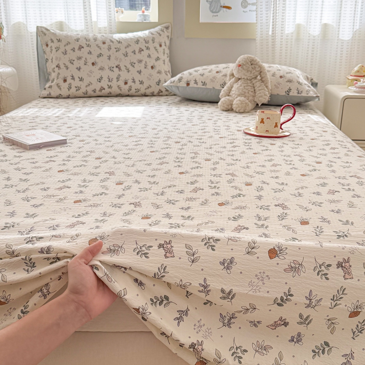 91家纺网 家纺一手货源 找家纺 丽美人家纺 2026新款A类皱皱双层纱印花单床单床单单件 紫雾叶兔