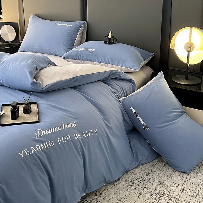 91家纺网 家纺一手货源 找家纺 （总）鑫利来家纺 2026新款古法水洗云朵棉刺绣单被套纯色双拼被套水洗磨毛简约字母刺绣被套