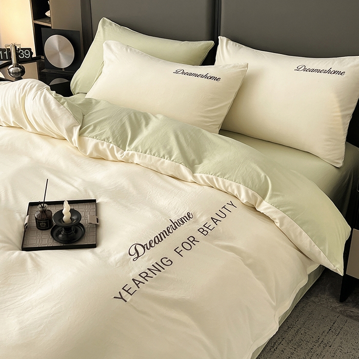 鑫利来家纺 2026新款古法仿棉水洗云朵棉刺绣单被套纯色双拼水洗磨毛简约字母刺绣被套 慕斯-奶白+果绿
