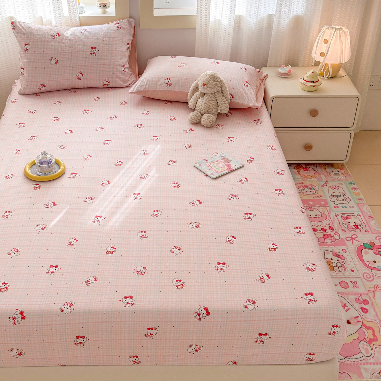 91家纺网 家纺一手货源 找家纺 丽美人家纺 2026新款A类柔软双层皱皱纱印花单床笠床笠单件 粉格猫咪