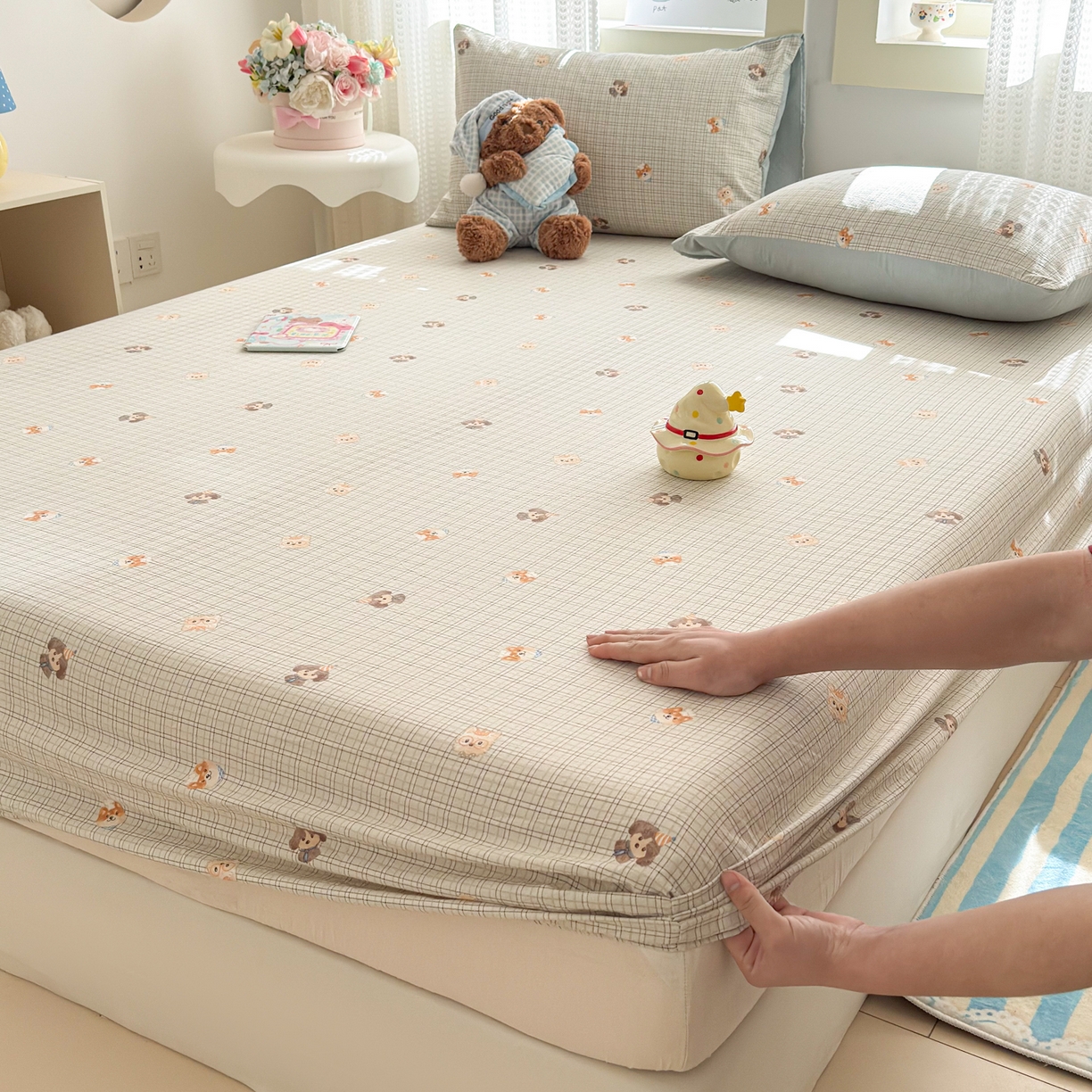 91家纺网 家纺一手货源 找家纺 丽美人家纺 2026新款A类柔软双层皱皱纱印花单床笠床笠单件 格仔萌宠