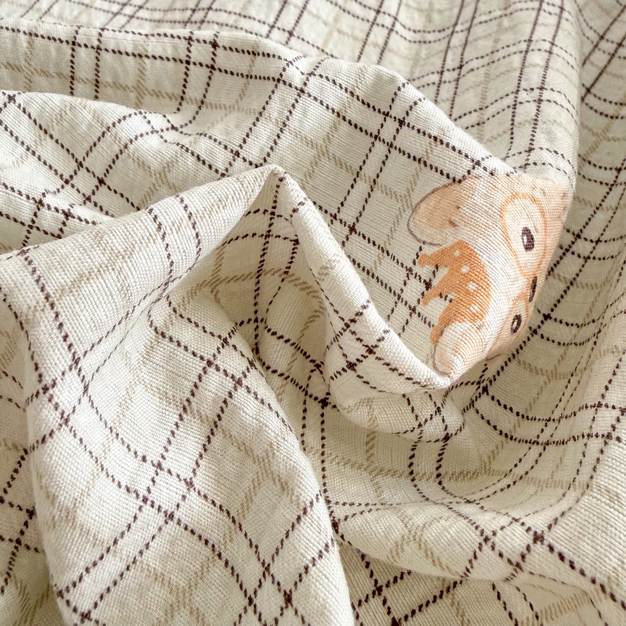 91家纺网 家纺一手货源 找家纺 丽美人家纺 2026新款A类柔软双层皱皱纱印花单床笠床笠单件 格仔萌宠