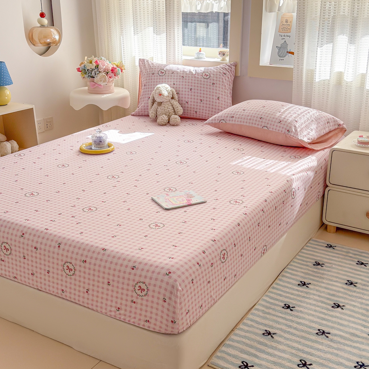 91家纺网 家纺一手货源 找家纺 丽美人家纺 2026新款A类柔软双层皱皱纱印花单床笠床笠单件 格子蝴蝶结