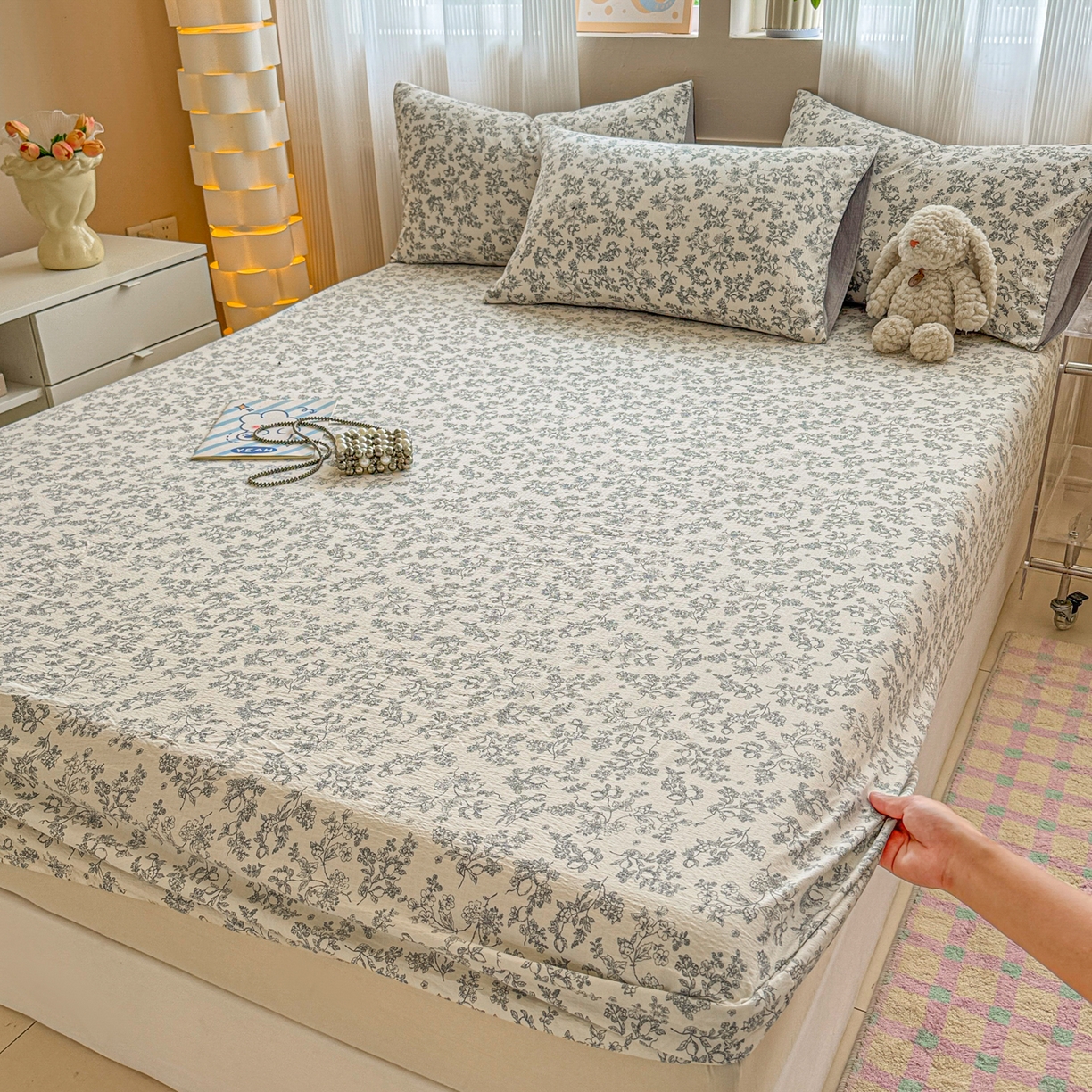 91家纺网 家纺一手货源 找家纺 丽美人家纺 2026新款A类柔软双层皱皱纱印花单床笠床笠单件 花开漫漫