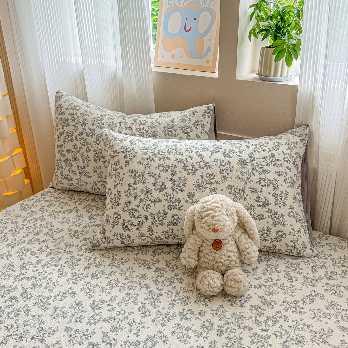 91家纺网 家纺一手货源 找家纺 丽美人家纺 2026新款A类柔软双层皱皱纱印花单床笠床笠单件 花开漫漫