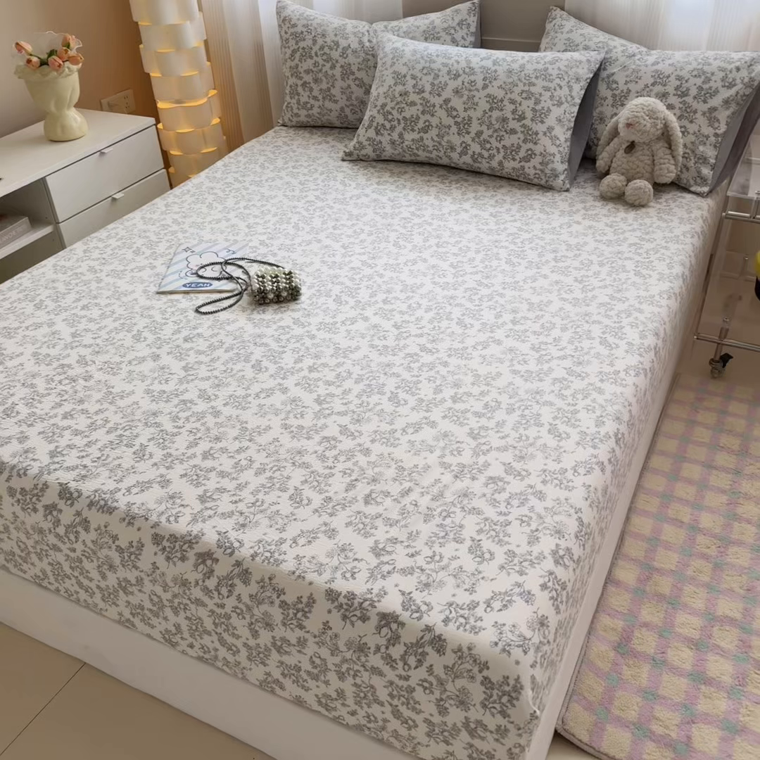 91家纺网 家纺一手货源 找家纺 丽美人家纺 2026新款A类柔软双层皱皱纱印花单床笠床笠单件 花开漫漫