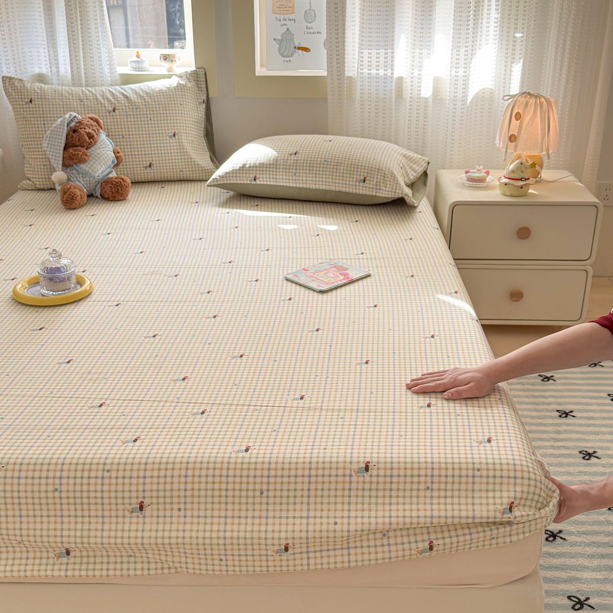 91家纺网 家纺一手货源 找家纺 丽美人家纺 2026新款A类柔软双层皱皱纱印花单床笠床笠单件 腊肠狗