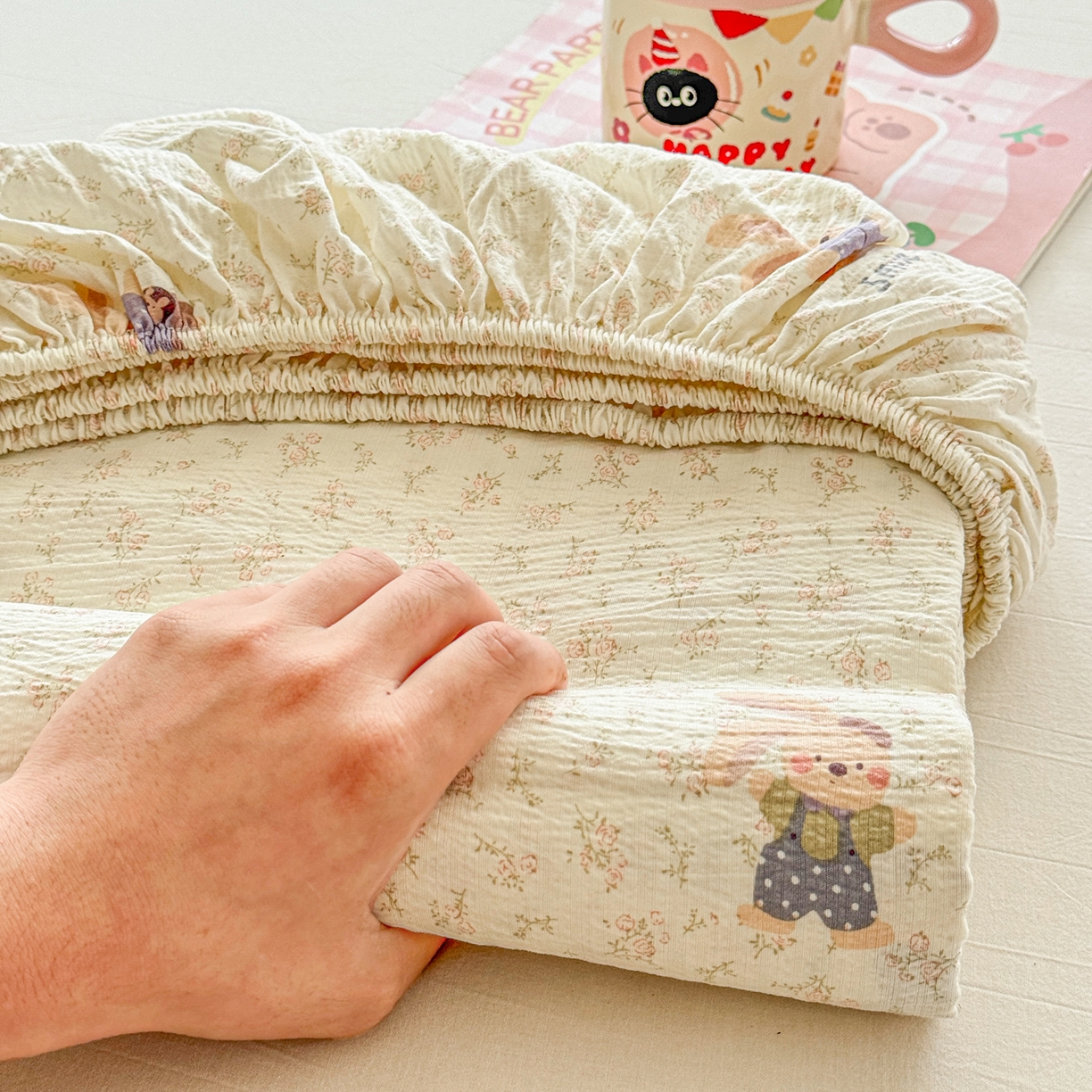 91家纺网 家纺一手货源 找家纺 丽美人家纺 2026新款A类柔软双层皱皱纱印花单床笠床笠单件 乐园