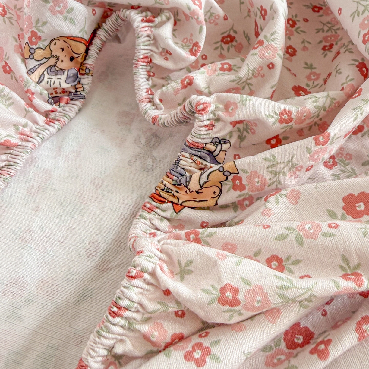 91家纺网 家纺一手货源 找家纺 丽美人家纺 2026新款A类柔软双层皱皱纱印花单床笠床笠单件 玛丽