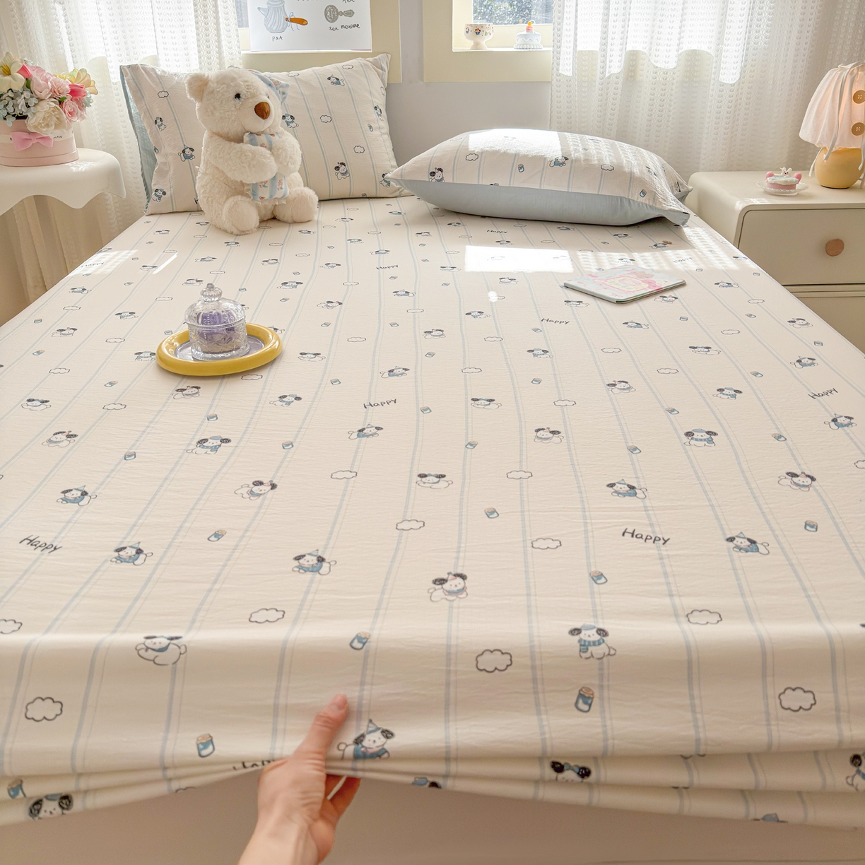 91家纺网 家纺一手货源 找家纺 丽美人家纺 2026新款A类柔软双层皱皱纱印花单床笠床笠单件 萌犬乐园