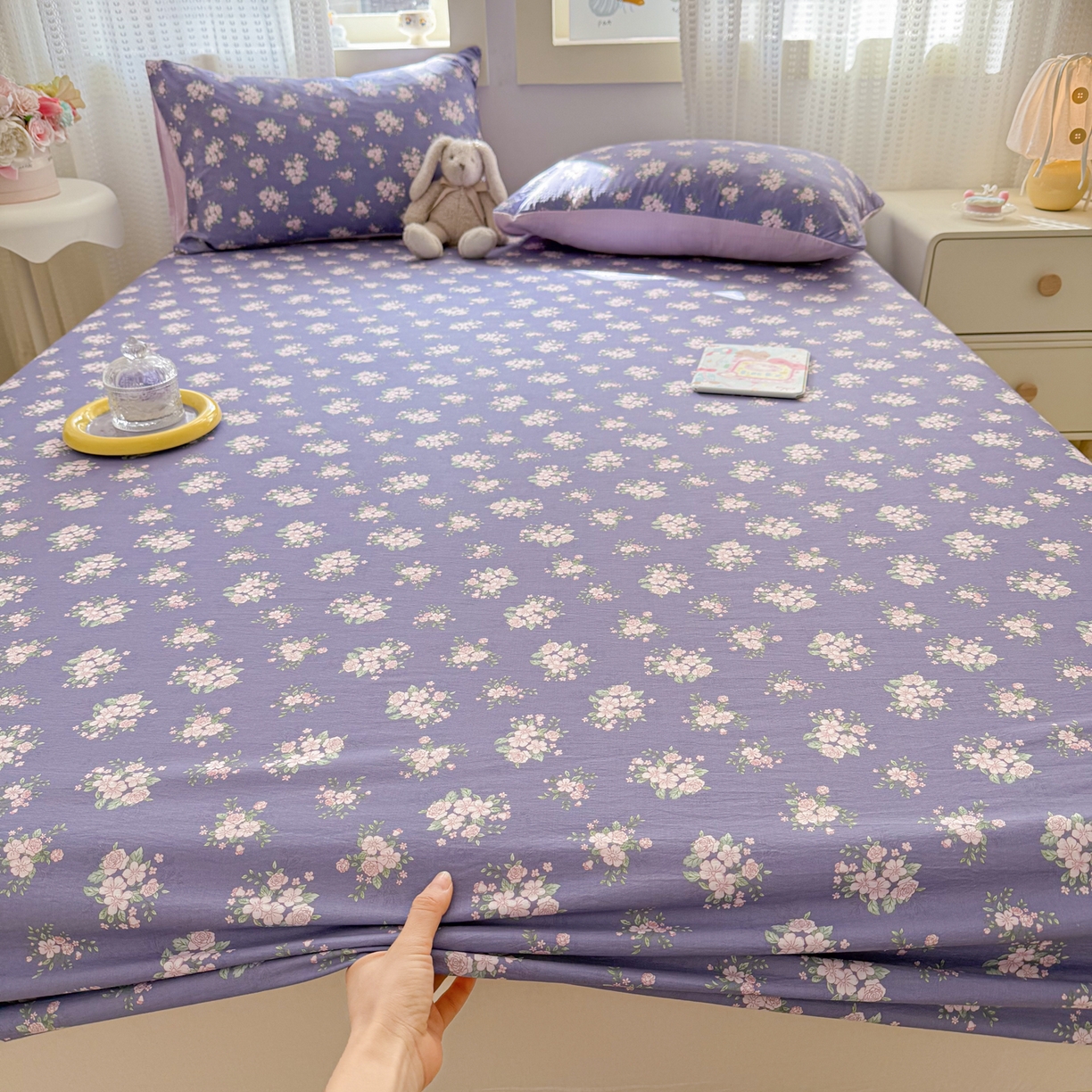 91家纺网 家纺一手货源 找家纺 丽美人家纺 2026新款A类柔软双层皱皱纱印花单床笠床笠单件 浅紫花绒