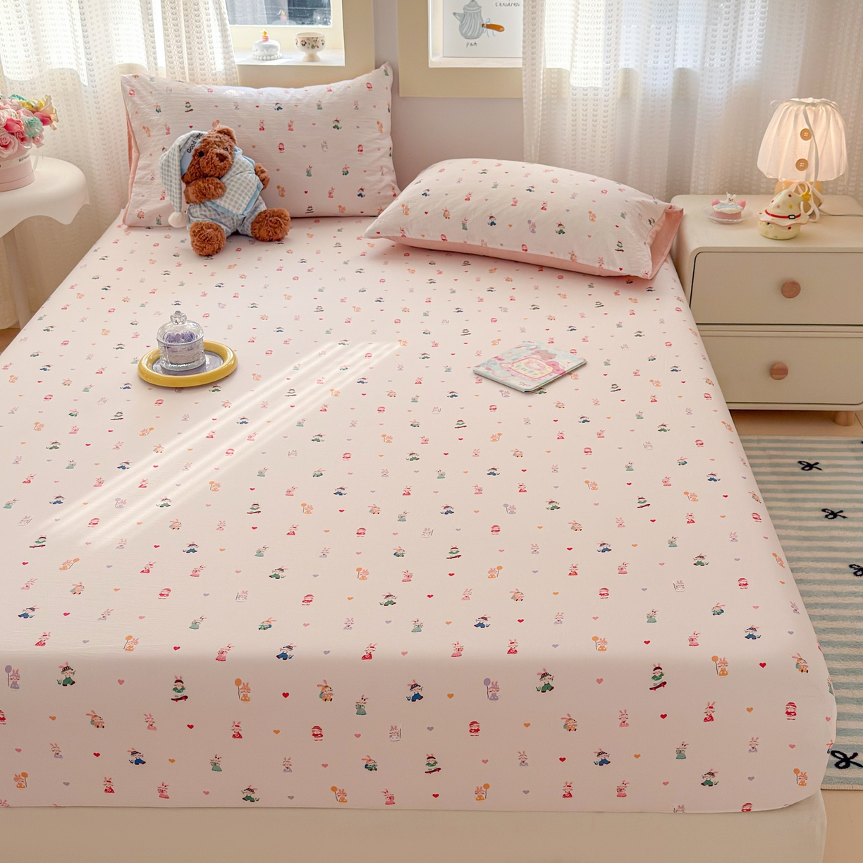 91家纺网 家纺一手货源 找家纺 丽美人家纺 2026新款A类柔软双层皱皱纱印花单床笠床笠单件 桃心萌兔集