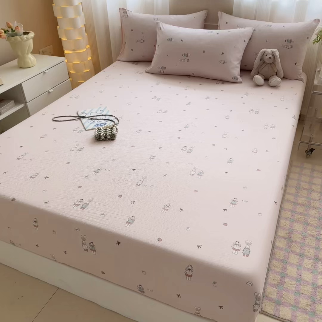 91家纺网 家纺一手货源 找家纺 丽美人家纺 2026新款A类柔软双层皱皱纱印花单床笠床笠单件 兔小姐