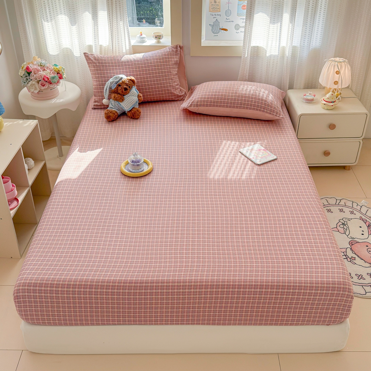 91家纺网 家纺一手货源 找家纺 丽美人家纺 2026新款A类柔软双层皱皱纱印花单床笠床笠单件 英伦红格