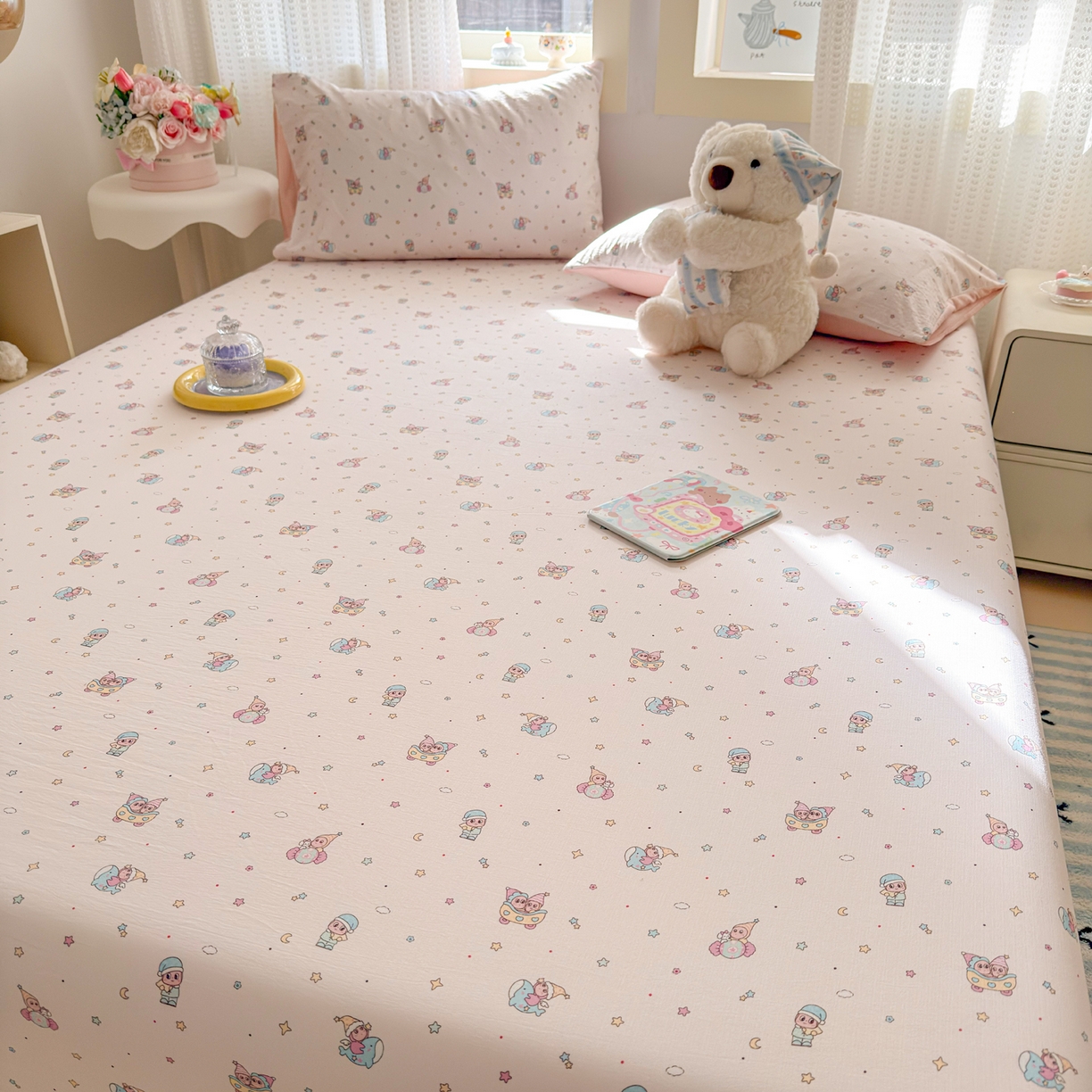 91家纺网 家纺一手货源 找家纺 丽美人家纺 2026新款A类柔软双层皱皱纱印花单床笠床笠单件 云间童梦