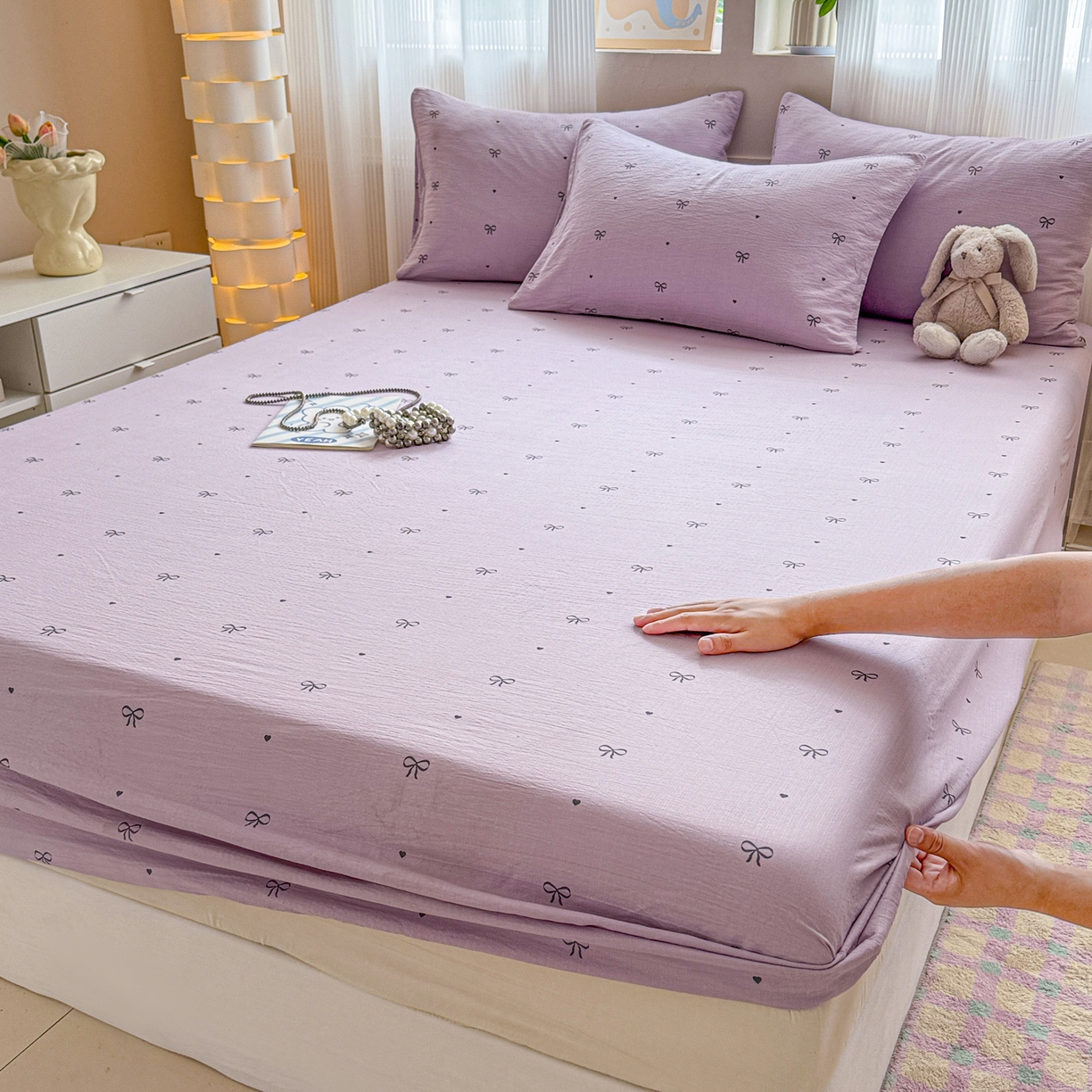 91家纺网 家纺一手货源 找家纺 丽美人家纺 2026新款A类柔软双层皱皱纱印花单床笠床笠单件 紫色蝴蝶结