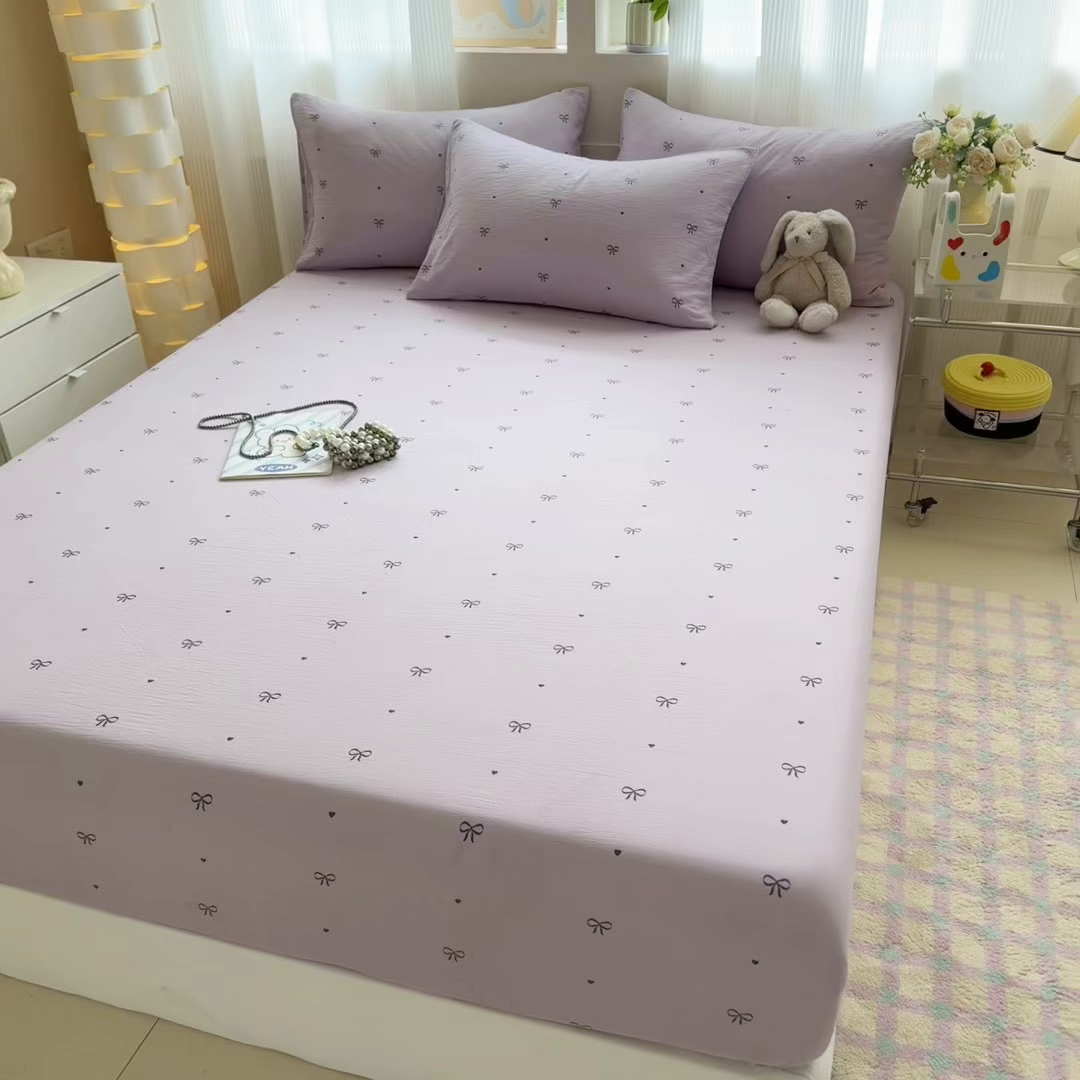 91家纺网 家纺一手货源 找家纺 丽美人家纺 2026新款A类柔软双层皱皱纱印花单床笠床笠单件 紫色蝴蝶结