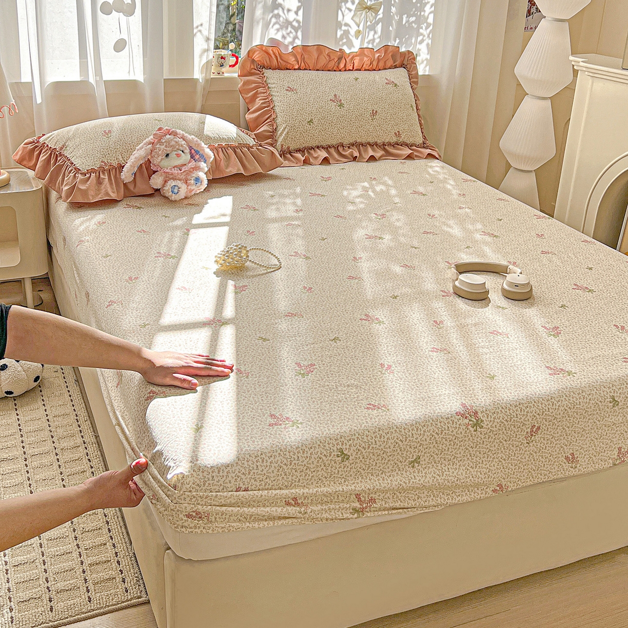 富米莱单品馆 2026新款古法水洗仿棉床笠席梦思床罩杀床垫防滑罩床套罩床笠三件套 晚樱落海