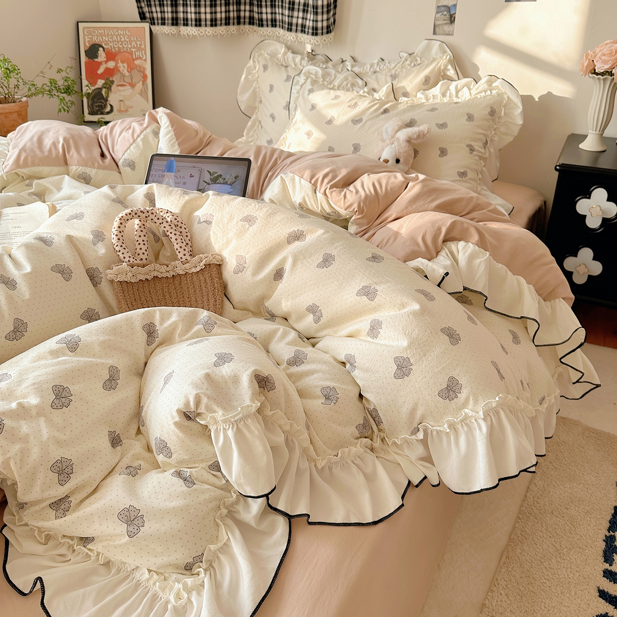 91家纺网 家纺一手货源 找家纺 沐芷 2026 【提供买家秀】公主风法式花边四件套A类古法水洗仿棉床上用品被套 花边梦境-波点蝴蝶结