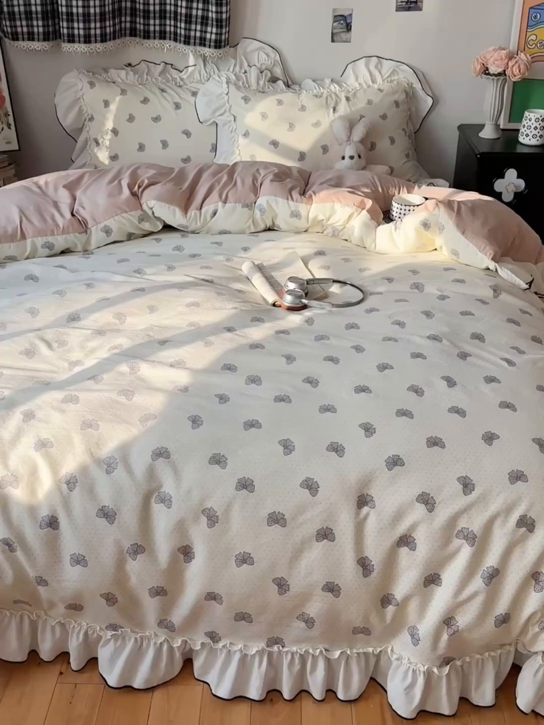 91家纺网 家纺一手货源 找家纺 沐芷 2026 【提供买家秀】公主风法式花边四件套A类古法水洗仿棉床上用品被套 花边梦境-波点蝴蝶结