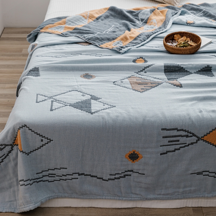 91家纺网 家纺一手货源 找家纺 朴尔家纺-毛巾被 2026新款波西米亚风全棉四层纱布毛巾被-朴尔经典款常年备货 鱼图腾-兰