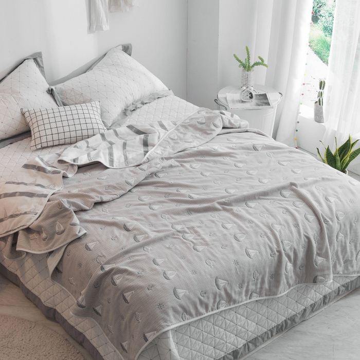 91家纺网 家纺一手货源 找家纺 朴尔家纺-毛巾被 2026新款经典六层纱布全棉毛巾被系列-朴尔经典款常年备货 小帆船