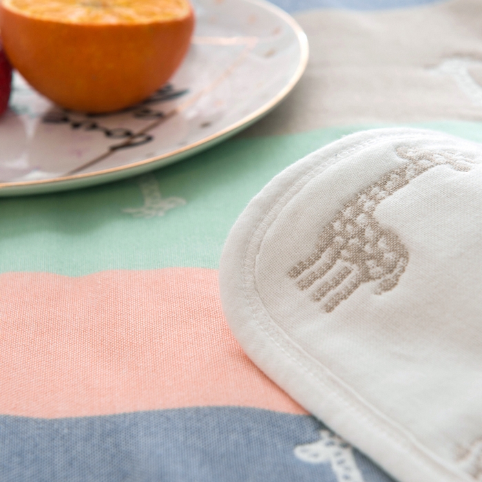 91家纺网 家纺一手货源 找家纺 朴尔家纺-毛巾被 2026新款经典六层纱布全棉毛巾被系列-朴尔经典款常年备货 长颈鹿