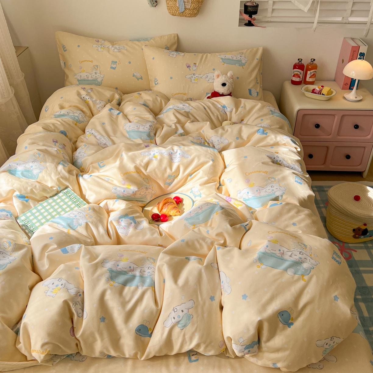 91家纺网 家纺一手货源 找家纺 耀悦家纺 2026新款纯棉四件套正版授权三丽鸥卡通第一弹 玉桂狗沐浴