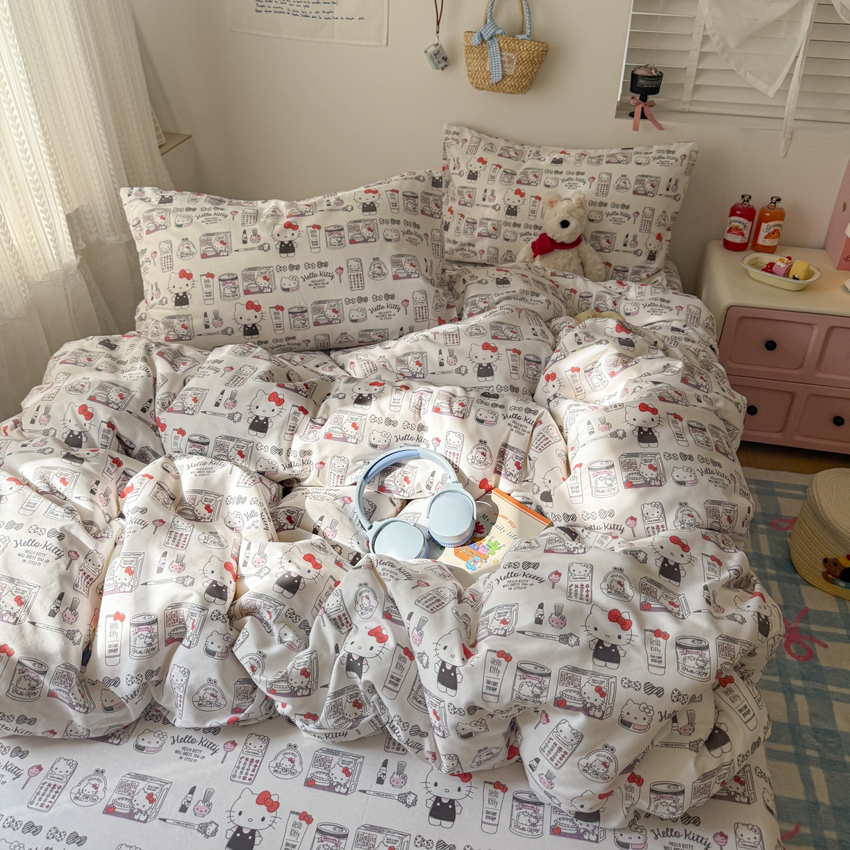 91家纺网 家纺一手货源 找家纺 耀悦家纺 2026新款纯棉四件套正版授权三丽鸥卡通第一弹 Hello Kitty都市
