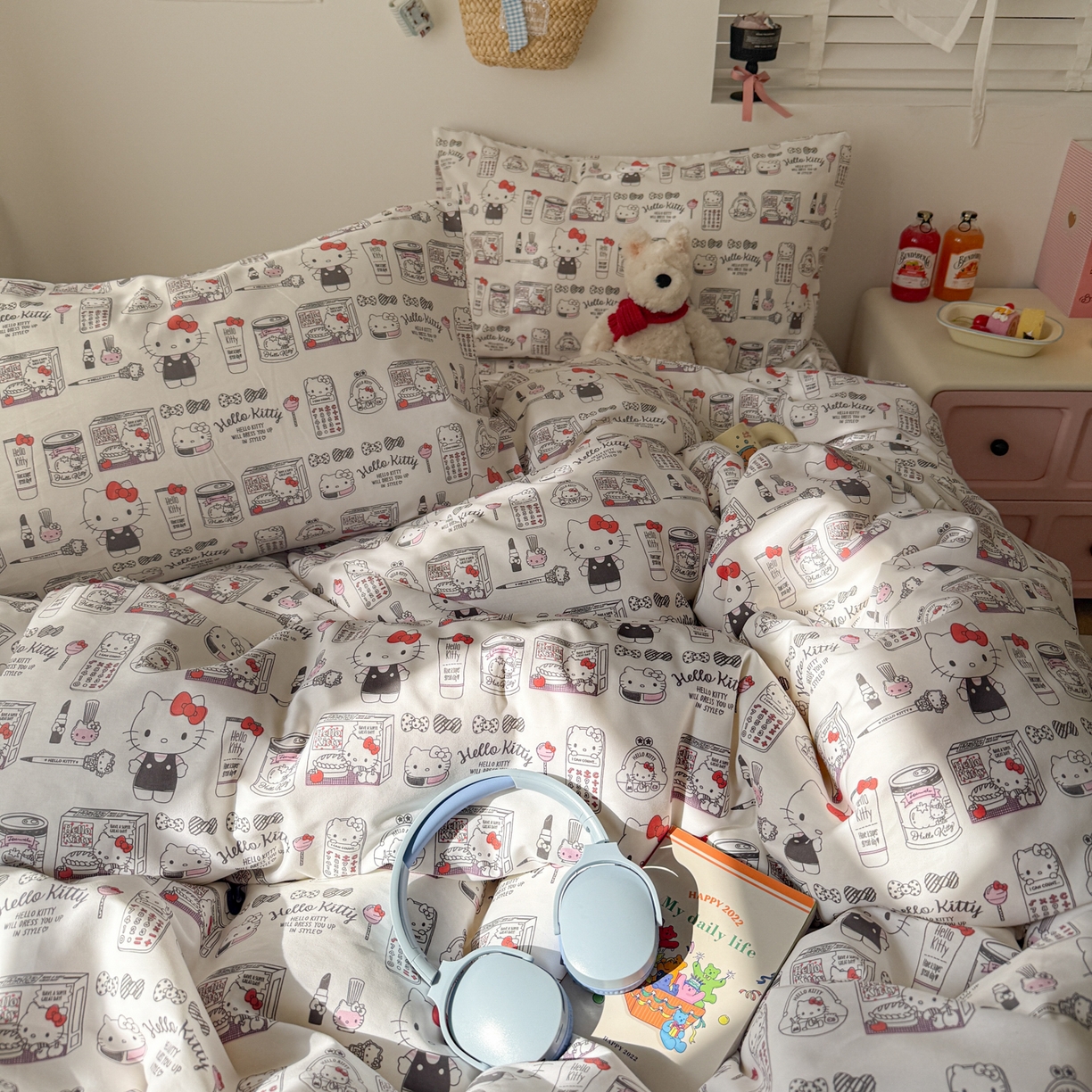 91家纺网 家纺一手货源 找家纺 耀悦家纺 2026新款纯棉四件套正版授权三丽鸥卡通第一弹 Hello Kitty都市