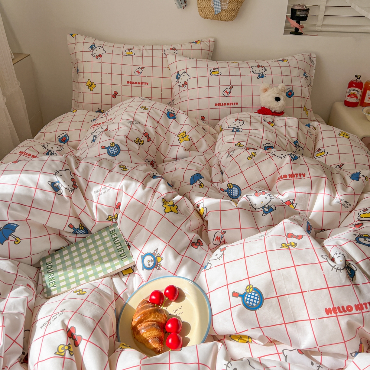 91家纺网 家纺一手货源 找家纺 耀悦家纺 2026新款纯棉四件套正版授权三丽鸥卡通第一弹 Hello Kitty运动