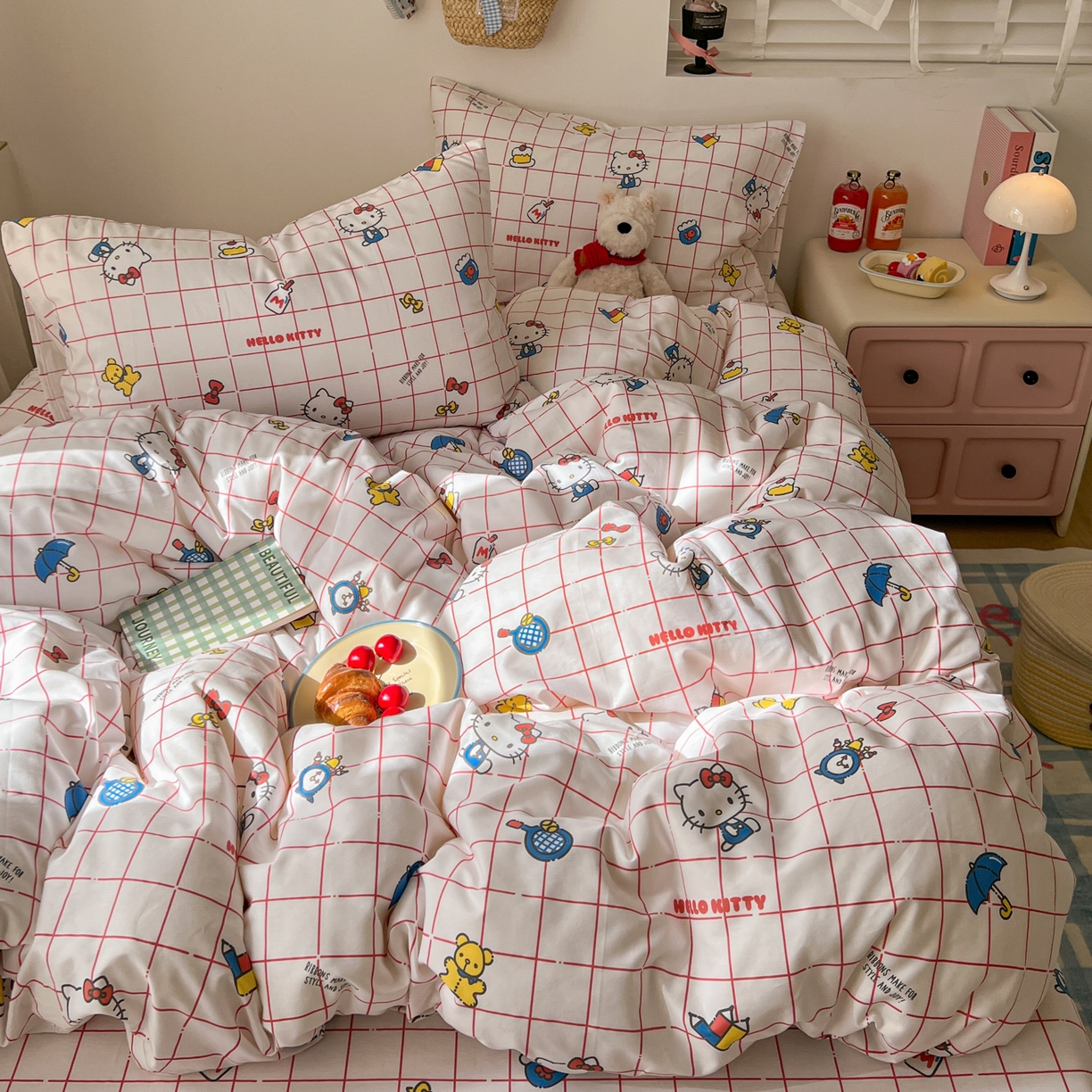 91家纺网 家纺一手货源 找家纺 耀悦家纺 2026新款纯棉四件套正版授权三丽鸥卡通第一弹 Hello Kitty运动